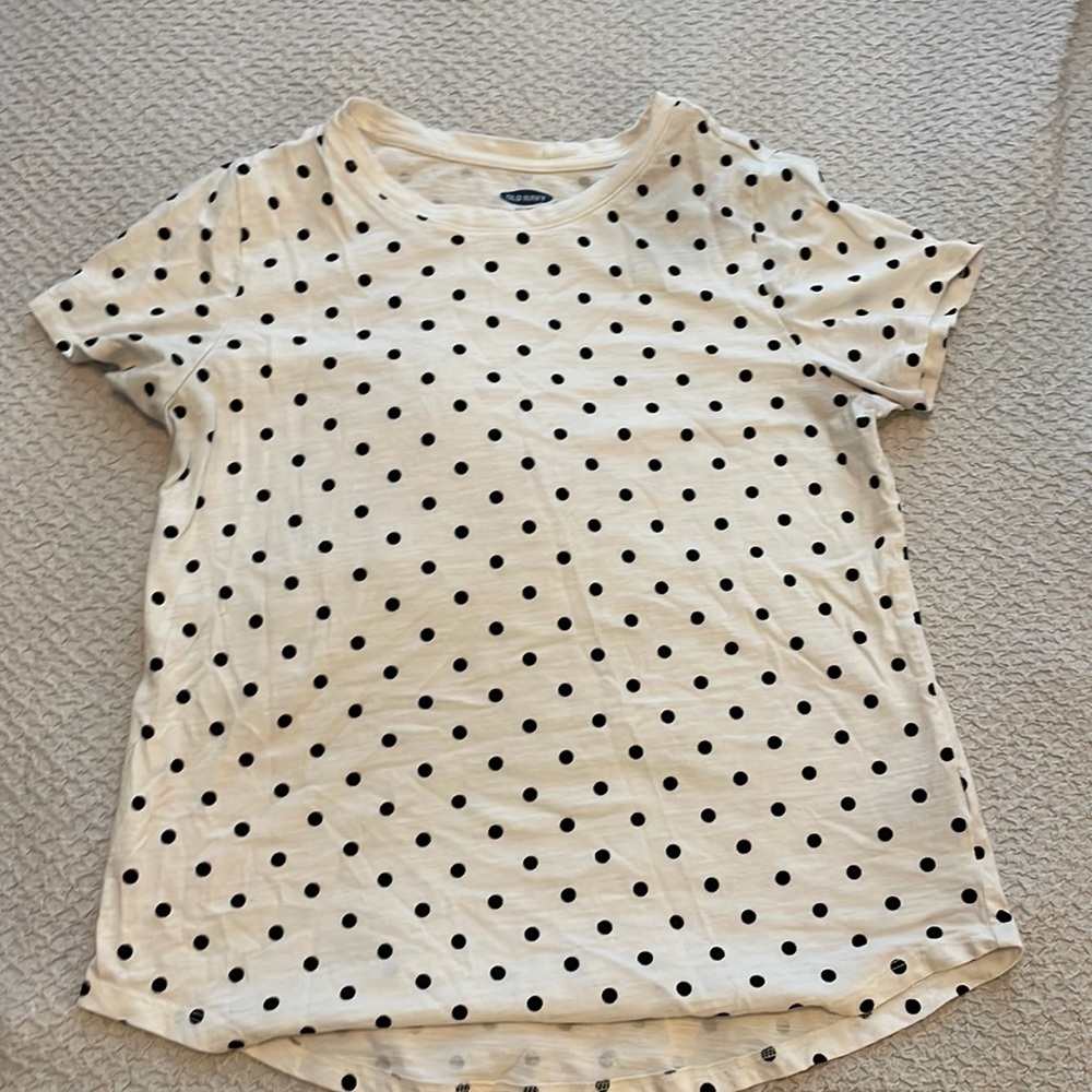 Old Navy Black Polka Dot Shirt. Size Medium.
